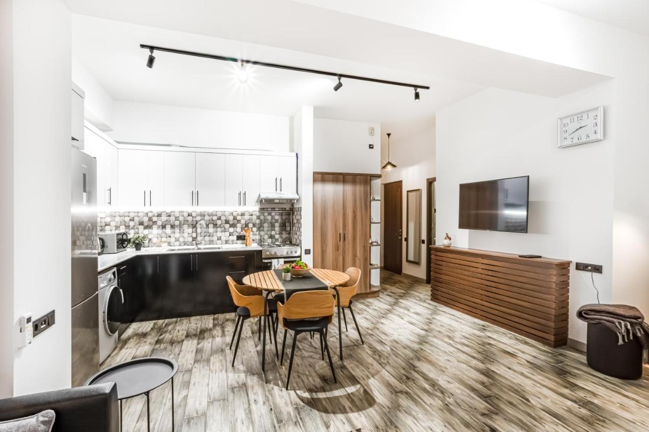 Hotelise I Gin Apartment Yerevan Exterior foto